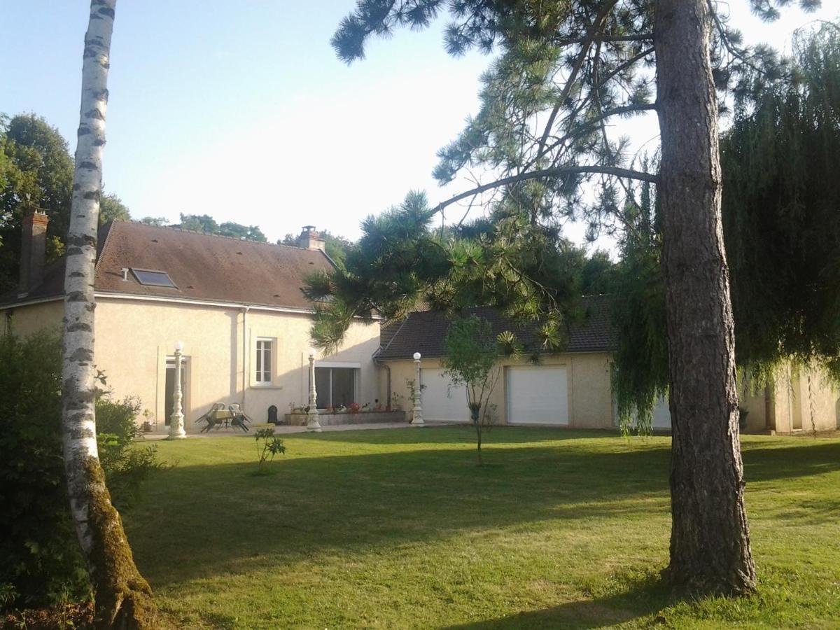 La Bonne Adresse Bed & Breakfast Val de Livre Luaran gambar